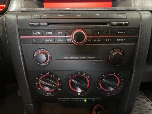 Used 2004 MAZDA MAZDA3 s w/ Moonroof & 6-CD Pkg image 36