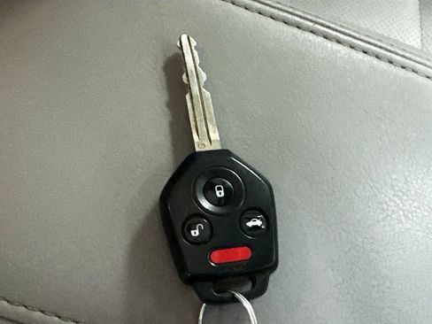 Used 2015 Subaru Forester 2.5i Limited image 34