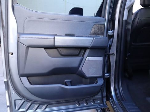 Used 2024 Ford F250 Lariat w/ Lariat Ultimate Package AWD/4WD image 43