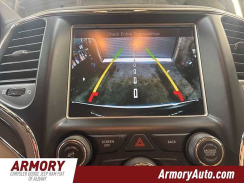 Used 2016 Jeep Grand Cherokee Overland image 18