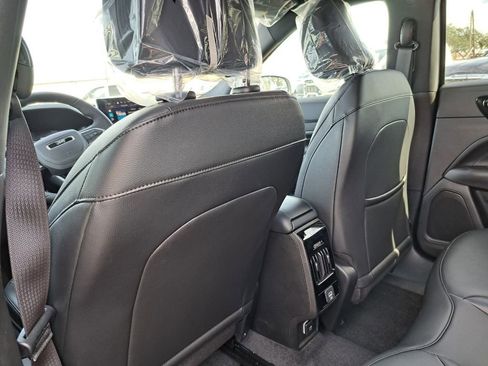 New 2026 Jeep Compass Latitude image 22