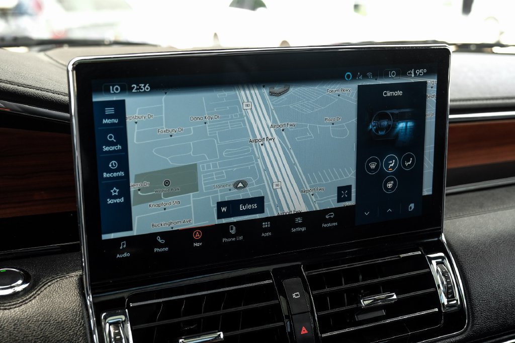 Used 2022 Lincoln Navigator Reserve AWD/4WD image 19