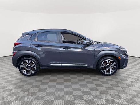Used 2023 Hyundai Kona Limited image 2