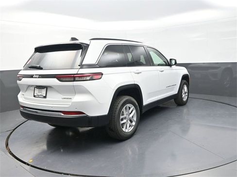 New 2025 Jeep Grand Cherokee Laredo X image 7