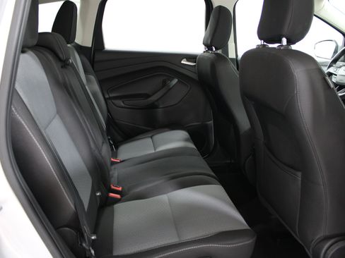 Used 2019 Ford Escape SE FWD image 33