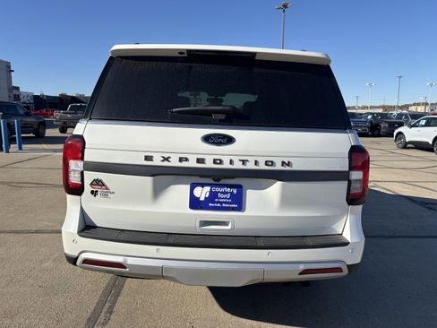 Used 2024 Ford Expedition Timberline image 7