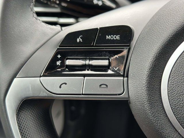 Used 2021 Hyundai Elantra Limited FWD image 24