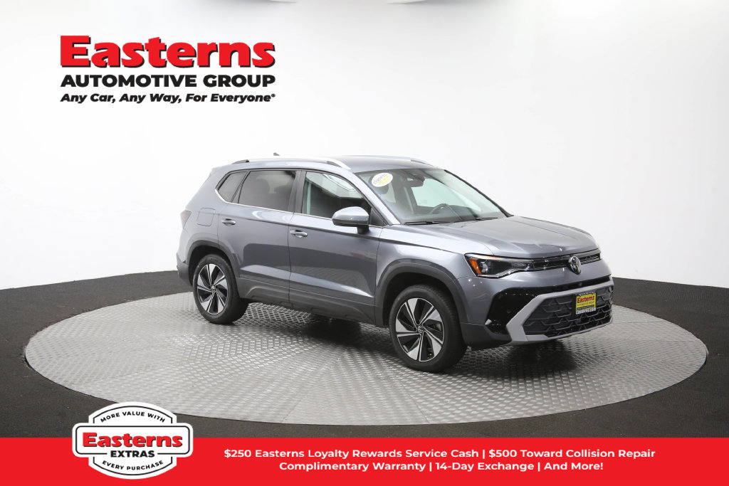 Used 2025 Volkswagen Taos SE AWD/4WD image 48