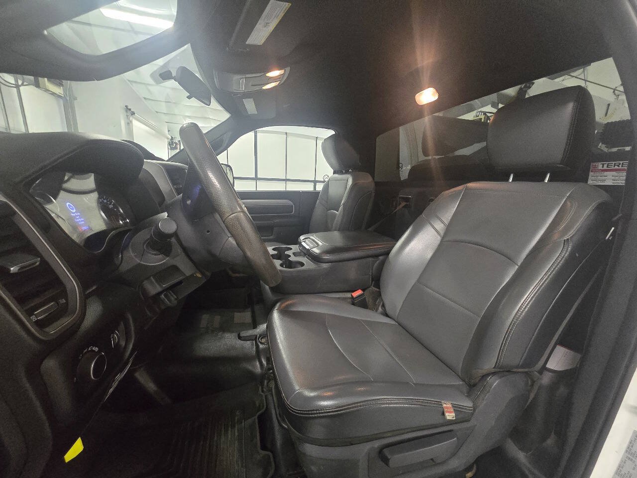 Used 2022 RAM 5500 Tradesman AWD/4WD image 17
