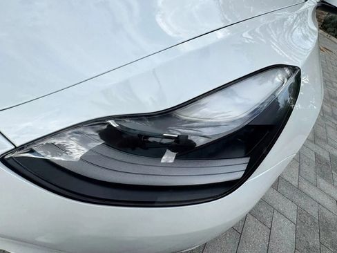 Used 2023 Tesla Model 3 Standard Range image 28