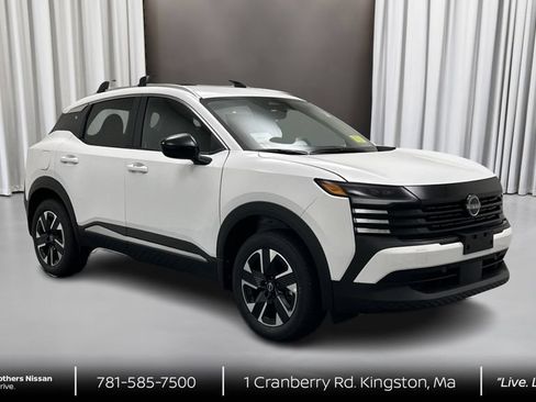 New 2026 Nissan Kicks SV w/ Cold Weather Package AWD/4WD image 3