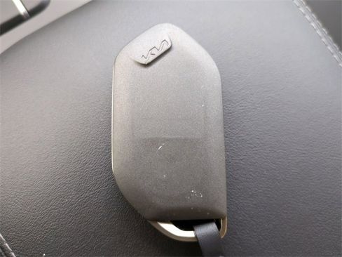 Used 2024 Kia Sorento X-Line EX image 28