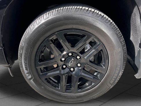 Used 2023 Chevrolet Silverado 1500 RST AWD/4WD image 11