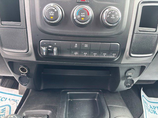Used 2018 RAM 2500 Tradesman w/ Chrome Appearance Group AWD/4WD image 27
