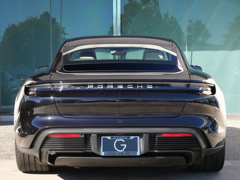 Used 2020 Porsche Taycan Turbo S image 9