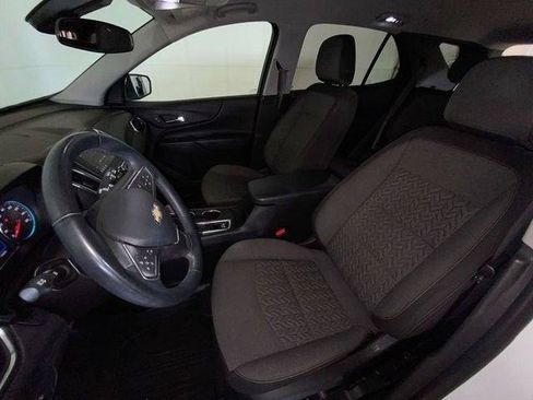 Used 2023 Chevrolet Equinox LT FWD image 17