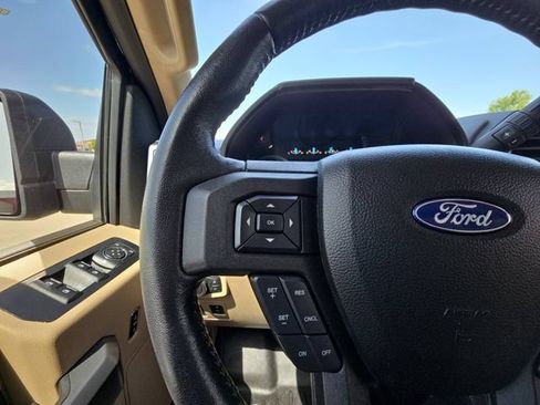 Used 2018 Ford F150 XLT w/ Equipment Group 302A Luxury AWD/4WD image 11