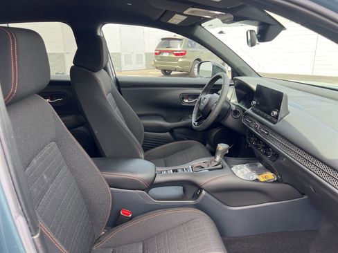 Used 2024 Honda HR-V Sport image 20