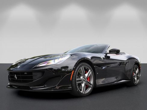 Certified 2019 Ferrari Portofino RWD image 7