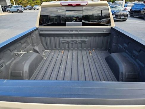 Used 2023 Chevrolet Silverado 1500 ZR2 w/ Technology Package image 12