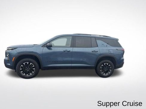 Used 2024 Chevrolet Traverse Z71 w/ Enhanced Driving Package AWD/4WD image 2