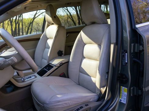 Used 2010 Volvo XC70 3.2 AWD/4WD image 30