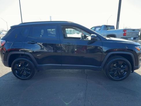 Used 2020 Jeep Compass Latitude image 9