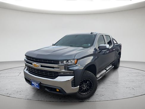 Used 2020 Chevrolet Silverado 1500 LT AWD/4WD image 2