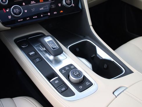 Certified 2025 INFINITI QX60 Luxe image 35