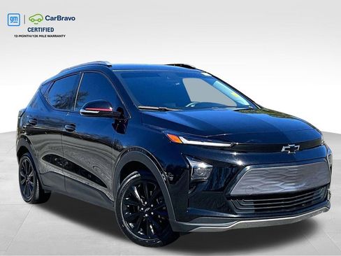 Certified 2023 Chevrolet Bolt EUV LT w/ Convenience Package image 1