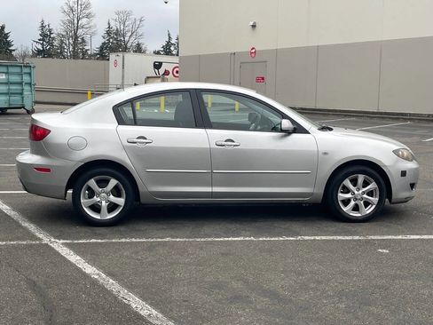 Used 2006 MAZDA MAZDA3 i Touring image 6