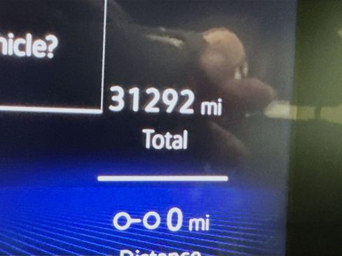 Used 2024 Volkswagen Tiguan Wolfsburg Edition image 18