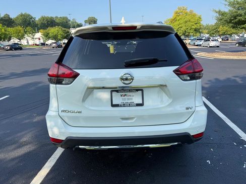 Used 2019 Nissan Rogue SV FWD image 6