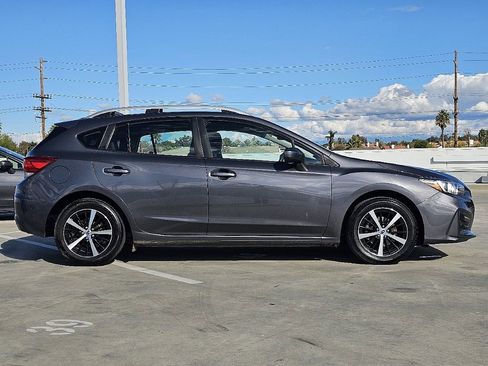 Used 2019 Subaru Impreza 2.0i Premium w/ Popular Package #2 image 9