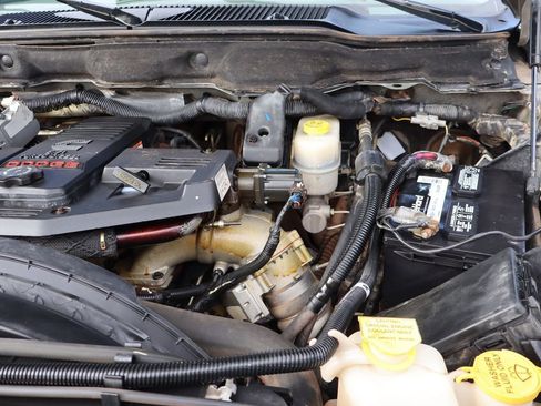 Used 2009 Dodge Ram 2500 Truck SLT image 38