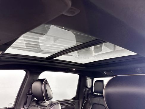 Used 2022 RAM 1500 Limited image 19