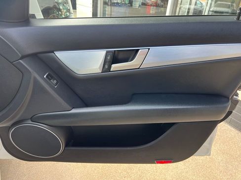 Used 2014 Mercedes-Benz C 250 Sedan image 28