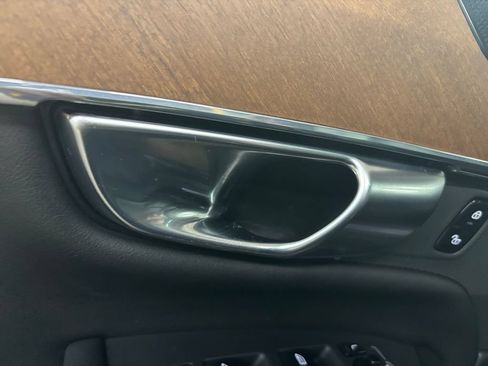 Used 2020 Volvo XC90 T6 Inscription w/ Protection Package Premier AWD/4WD image 12