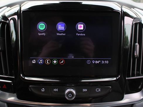 Used 2020 Chevrolet Traverse LT w/ Driver Confidence II Package image 28