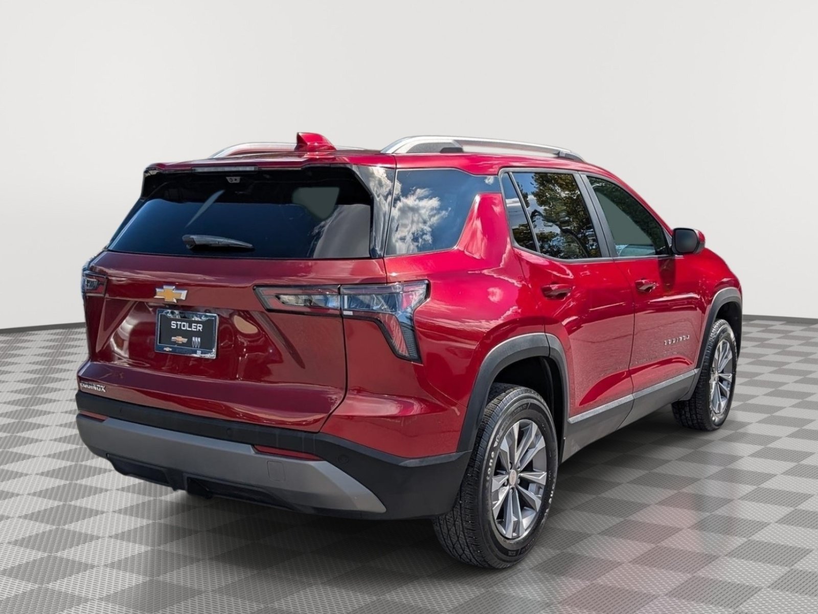 Used 2025 Chevrolet Equinox LT w/ Convenience Package II FWD image 5