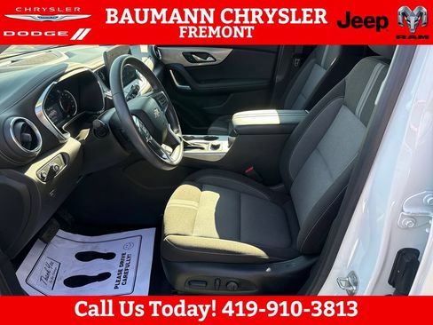 Used 2024 Chevrolet Blazer LT w/ Redline Edition FWD image 9