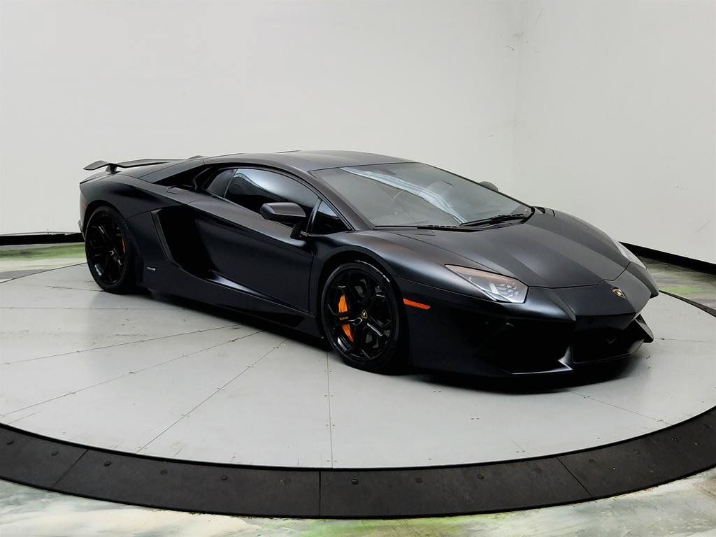 Used 2012 Lamborghini Aventador LP 700-4 AWD/4WD image 3