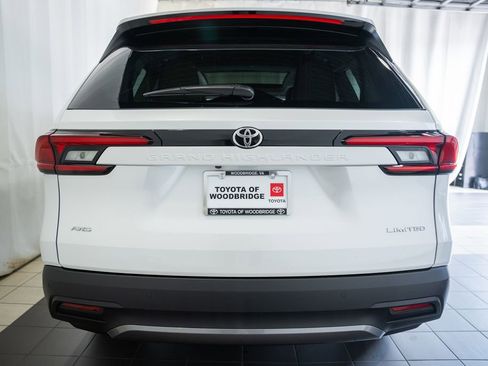 New 2026 Toyota Grand Highlander AWD image 5
