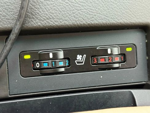 Used 2011 Lexus RX 350 2WD w/ Premium Pkg image 41