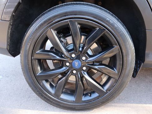 Used 2018 Ford Escape SEL w/ SEL Sport Appearance Package image 43