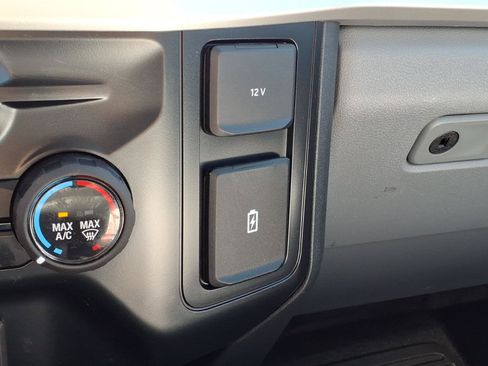 Used 2024 Ford F250 XL RWD image 19
