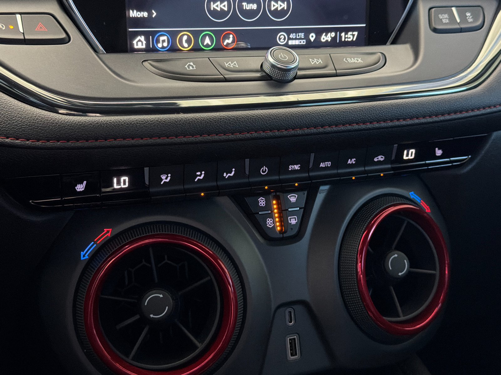 Used 2021 Chevrolet Blazer RS w/ Driver Confidence II Package FWD image 19