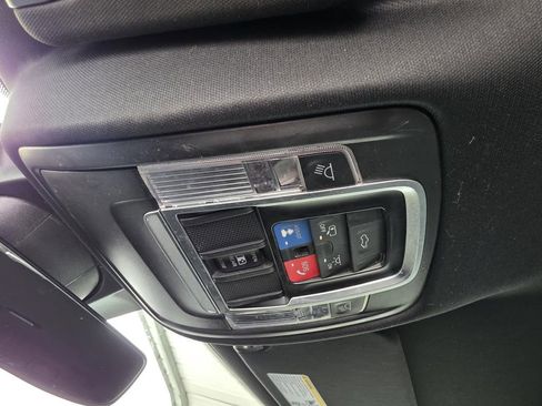 Used 2023 RAM 1500 Laramie AWD/4WD image 30