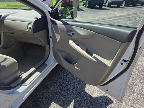 Used 2009 Toyota Corolla LE FWD image 19