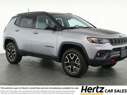 Used 2025 Jeep Compass Trailhawk